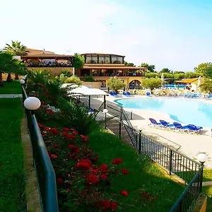 https://village-mare.hotelschalkidiki.net
